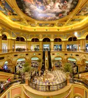 Luxurious Hong Kong & Macau Package With Venetian Stay